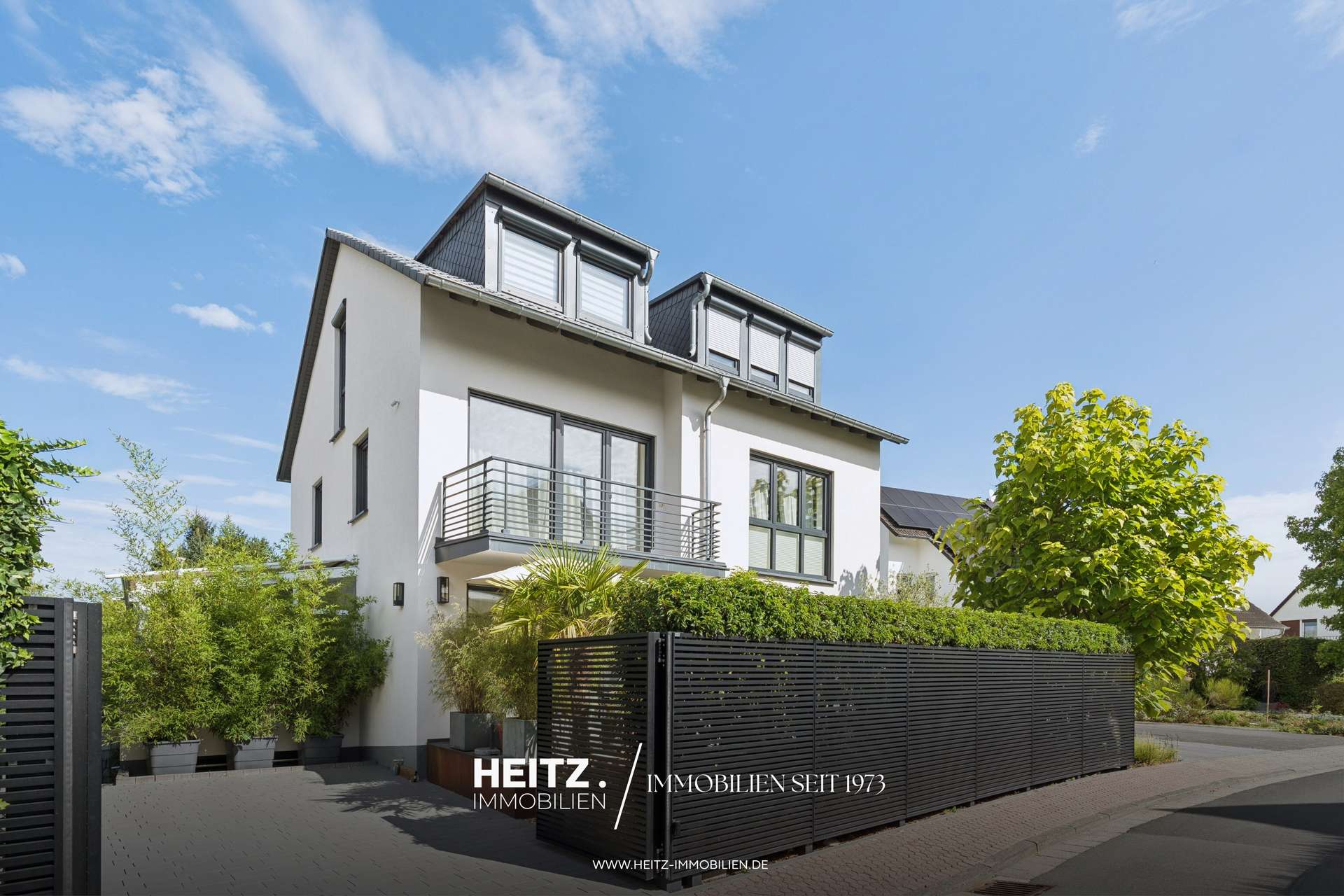Hochwertig modernisiertes Einfamilienhaus mit großem Garten