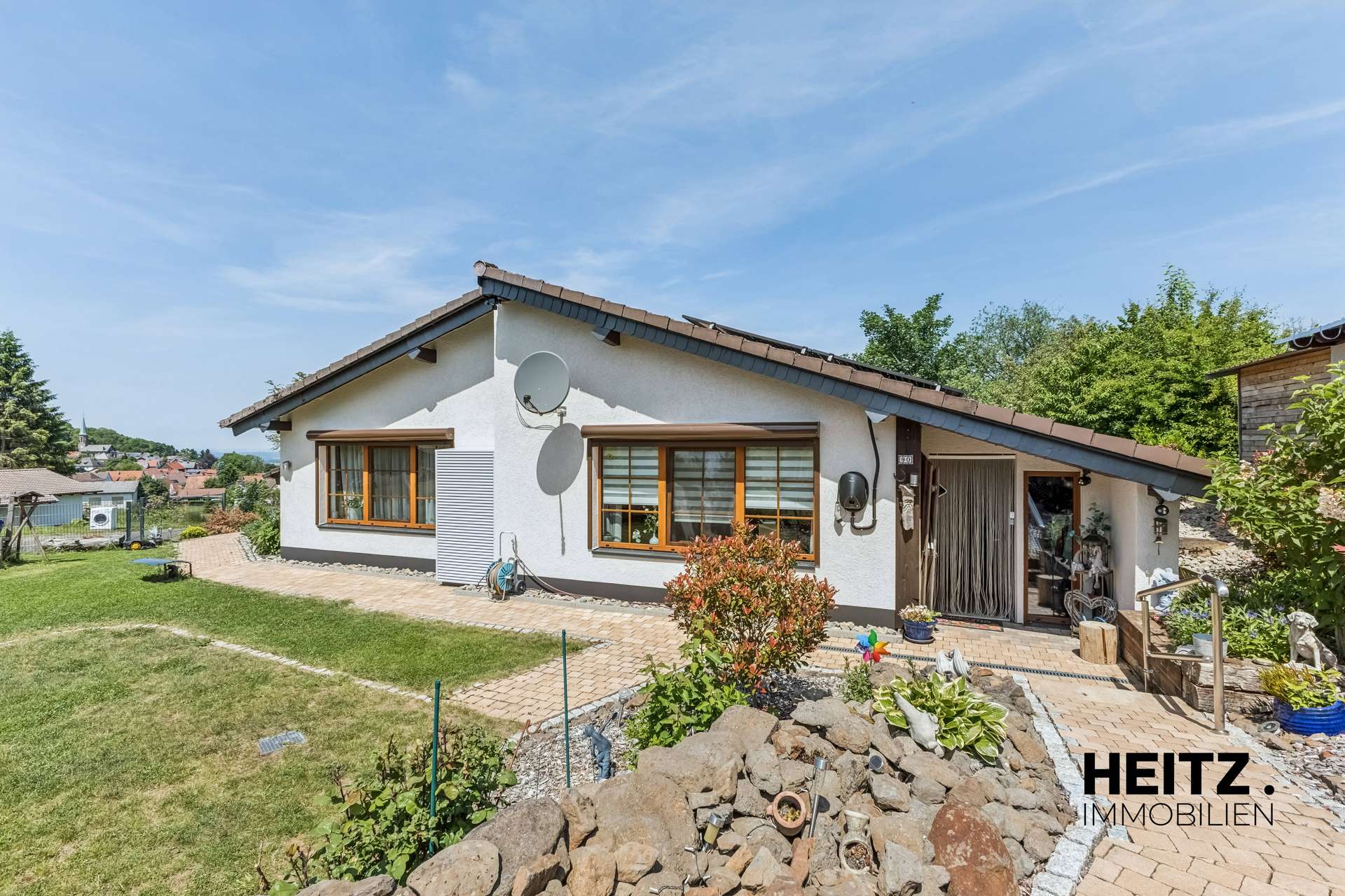Großzügiger Bungalow mit viel Komfort · Privatsphäre pur, Ansicht 2